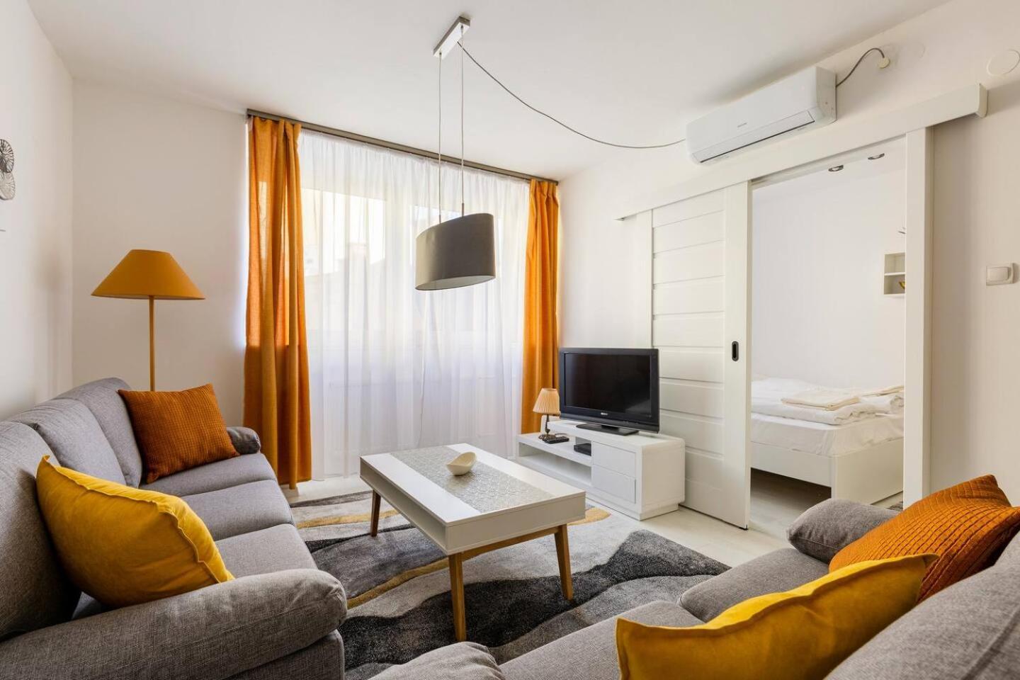 Flat White Apartment Budapest Extérieur photo